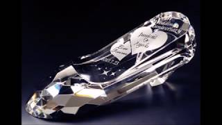 綺麗で高級感のあるプレゼント　ガラスの靴（クリスタルガラス製）