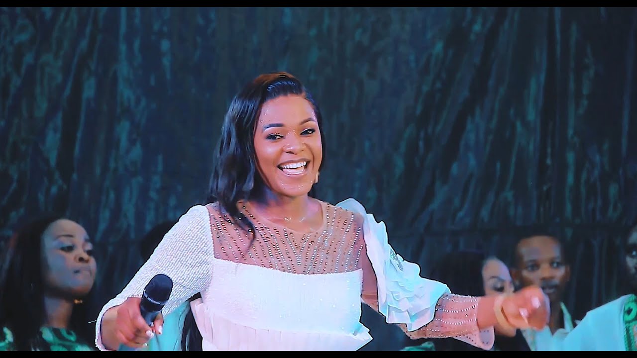 Mungu_ananguvu (Video Officiel) Corcert Live @SarahMukondi-ri7mi