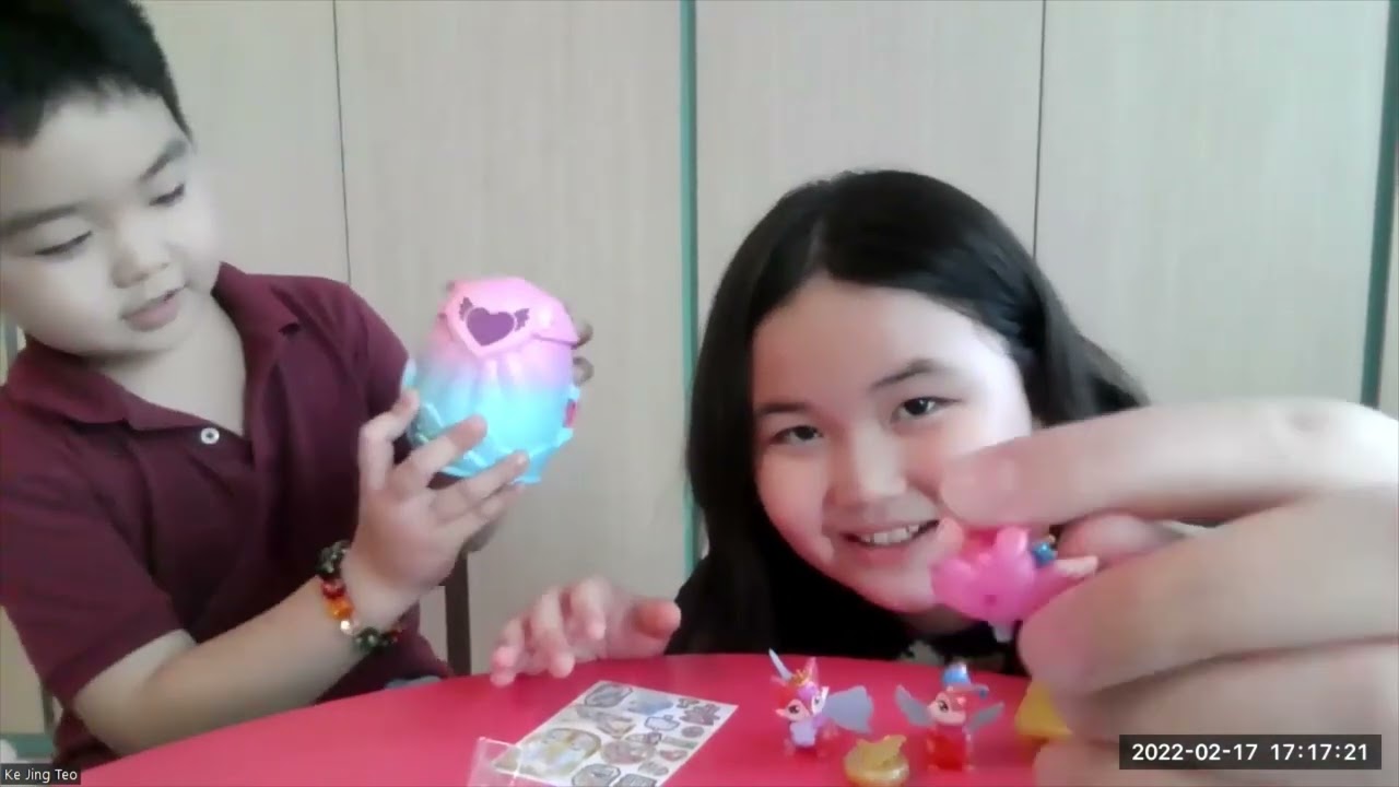 Hatchimals colleggtibles family home playset SUPER RARE FOX PAGEANT STARS