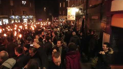 2018 Edinburgh Torchlight Procession [4K/UHD]