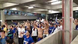 Maior show de uma torcida visitante na história do futebol!!!