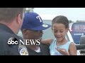 Officer Calms Girl Who Is Afraid of Police During Traffic Stop