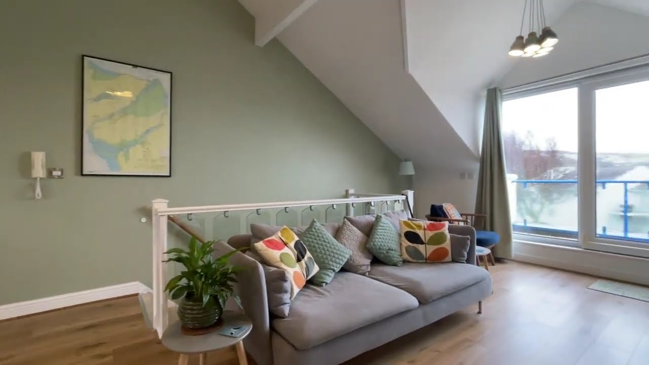 Ffordd Heulyn, Y Felinheli, Gwynedd, LL56