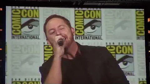 Scott Grimes sings "Daddy's Gone" at SDCC