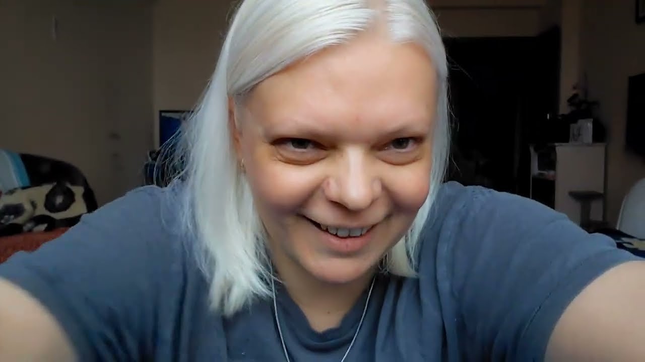 Живу в сонном царстве😵‍💫Диана работает,я мини пиццы стряпаю.Чел любви желает #жизньвтурции Кайсери