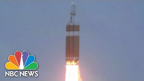 Orion Deep-Space Capsule Blasts Off | NBC News