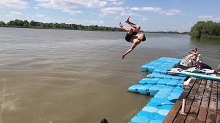 38880175 1895647260504971 627178968834899968 n