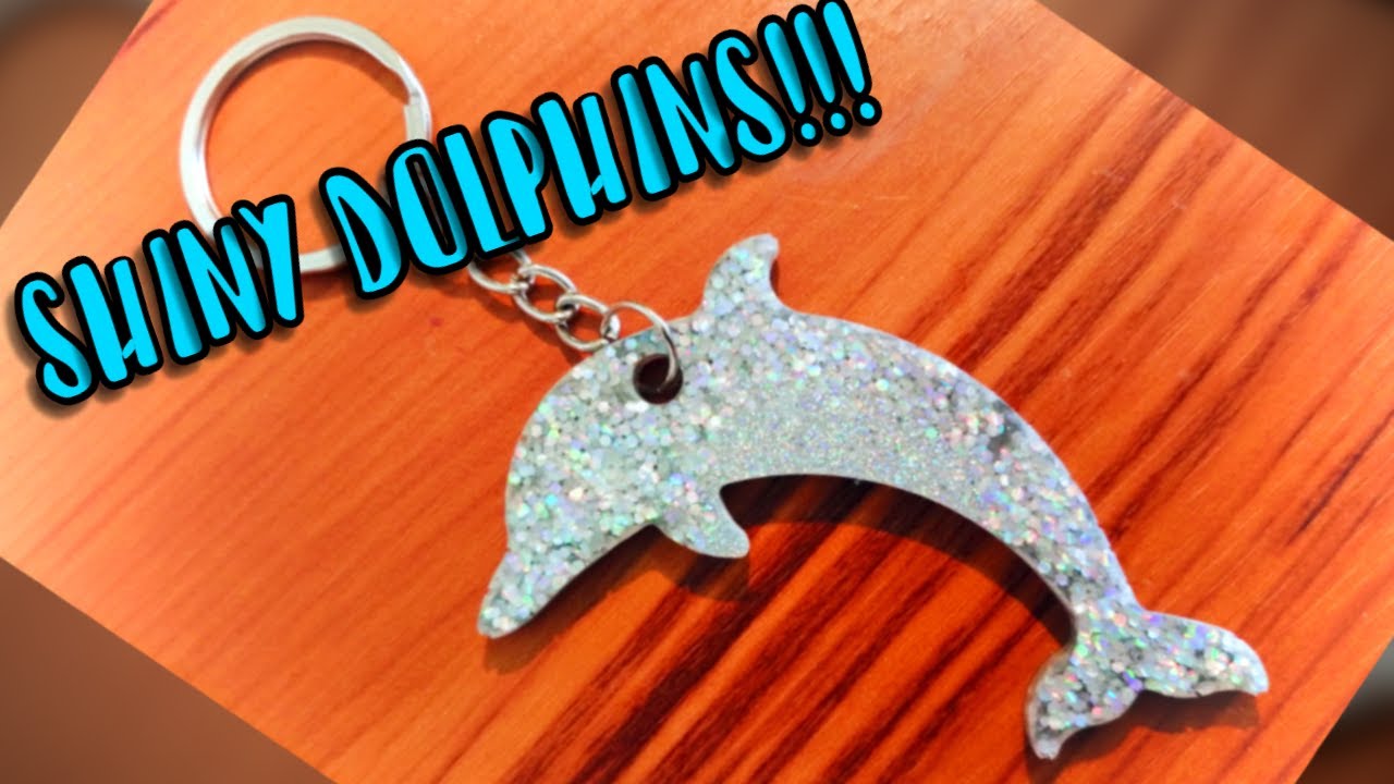 how to make a holographic epoxy dolphin keychain |resin ...