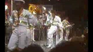 kool &amp; gang live get down on it