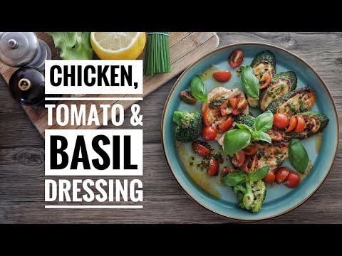 Video: Dada Ayam Dengan Tomato Dan Zucchini