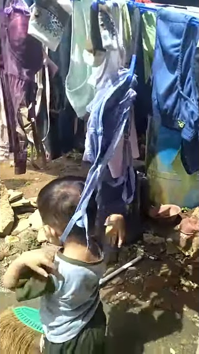 Ikal gantung diri di tali bh wkwkkw