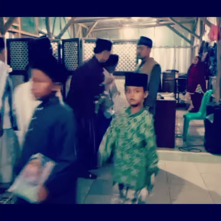 ADAB SANTRI PONDOK PESANTREN RIYADLUT TAUFIQ KEPADA KYAI NYA