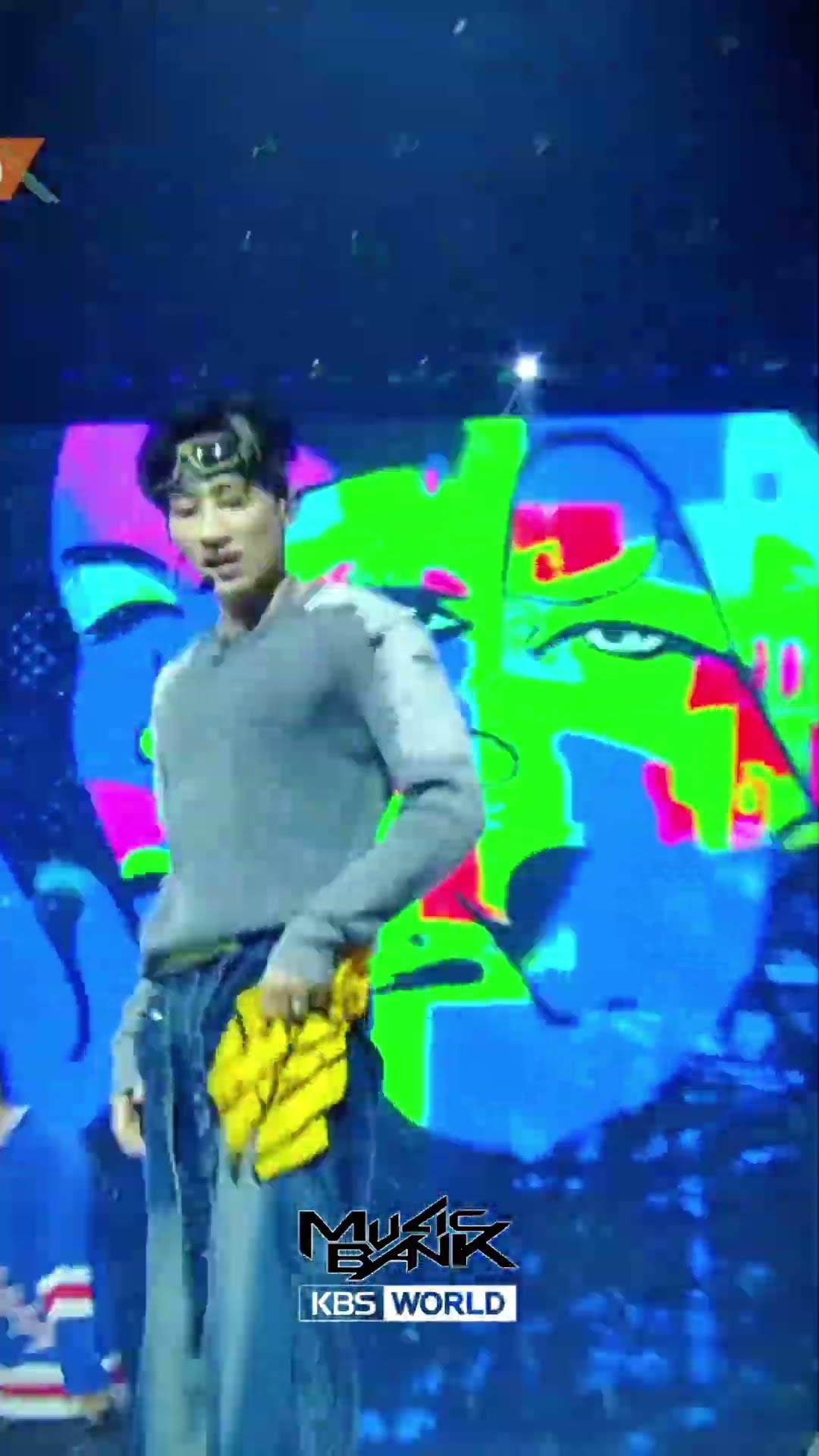 UP N DOWN - EUNHYUK #UP_N_DOWN #EUNHYUK #ウニョク #은혁 #Shorts #MusicBank | KBS WORLD TV