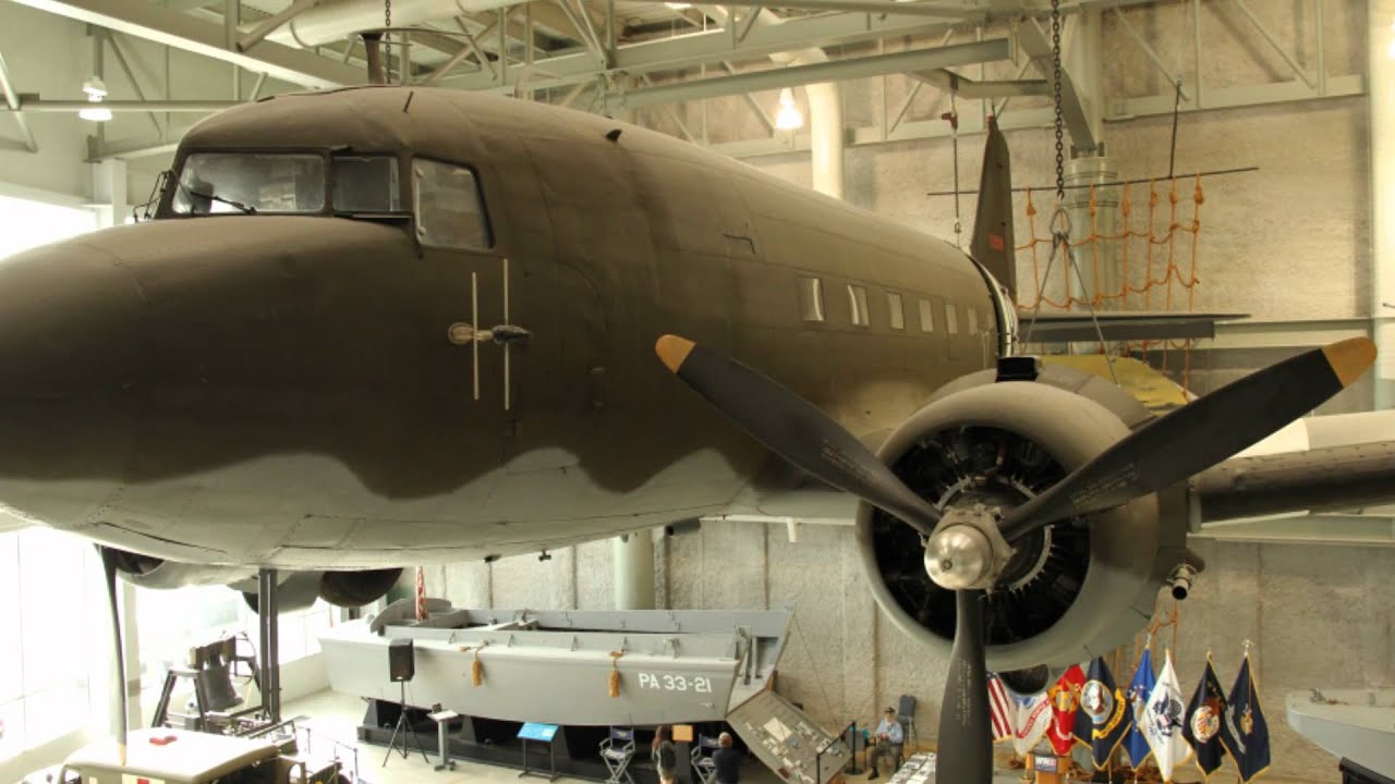 The National WWII &quot;D-Day&quot; Museum New Orleans, LA with Canon EOS 7D - YouTube