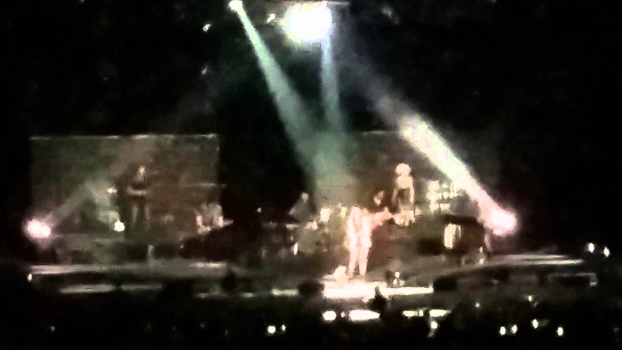 painkiller 歌詞 Little Big Town - Girl Crush (Live Gilford, NH)