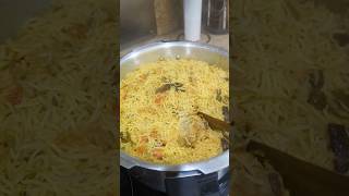 Biriyani lovers🔥😋#tamil #shortsfeed #youtubeshorts #ytshorts #minivlog #biriyani #trending