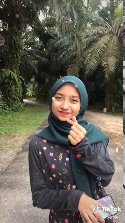 Awek tudung