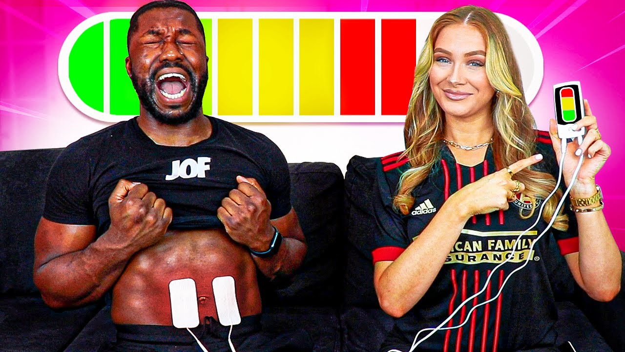 Stokes Twins - Boys Vs Girls Period Pain Simulator! 😱