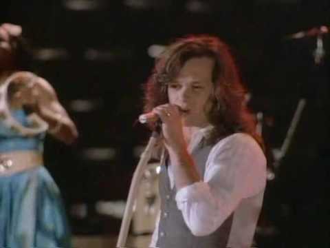 John Mellencamp - I Saw Mommy Kissing Santa Claus - Video