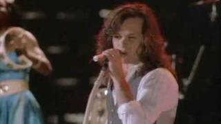 John Mellencamp - I Saw Mommy Kissing Santa Claus - Video chords