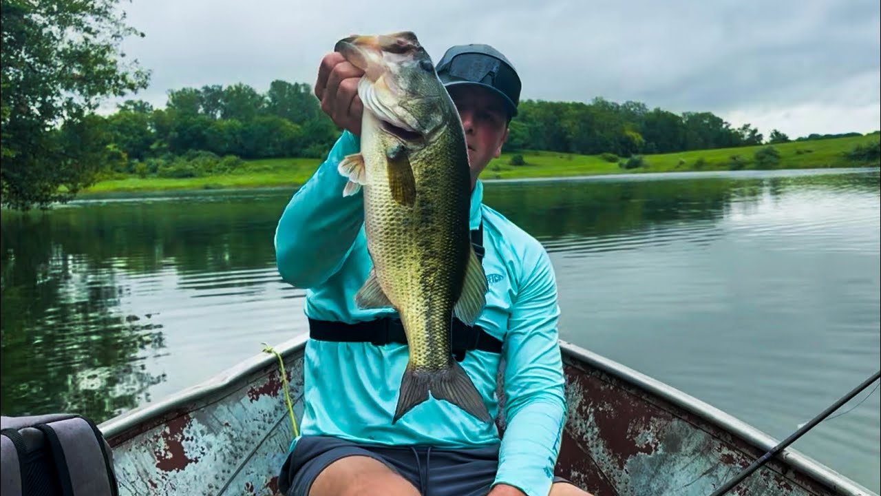 Bass Fishing PRIVATE Western Iowa Lake! (Topwater Blowups)