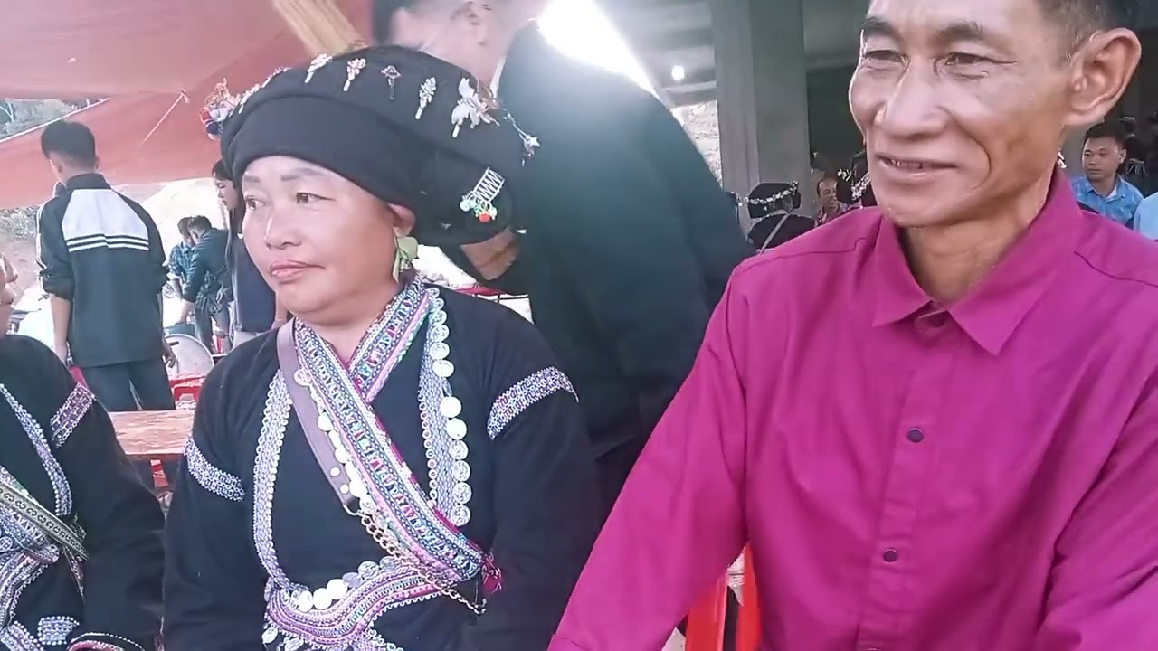 Hát giao duyên Lào, mừng tân gia văn may thị Bun 