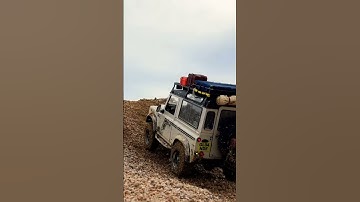 1/10 Scale LAND ROVER DEFENDER D90 RC4WD gelande Off-Road Car rollover on uphill slope 4X4 RC Car
