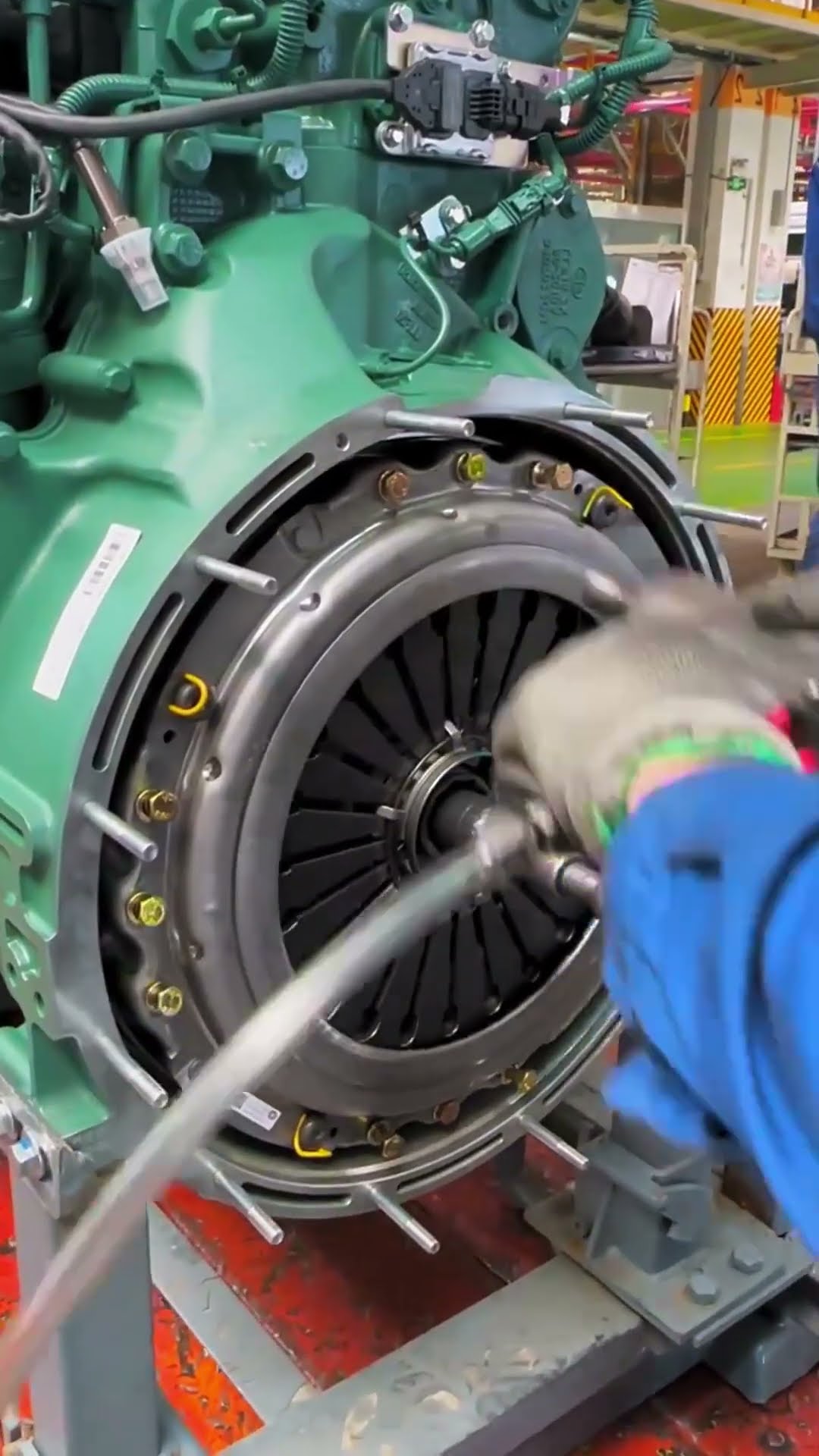Truck clutch fixing process