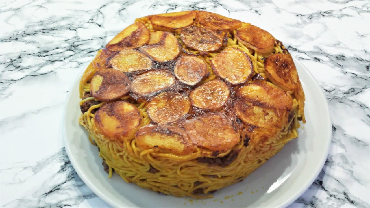 Persian Spaghetti (Macaroni) With Potato Tahdig ماکارونی (Persian Style
