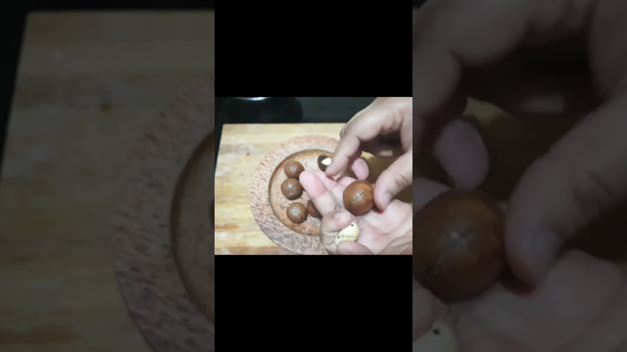macadamia in shell vanilla flavored #nuts#vanilla flavour#healthy nuts #cracking a nut #nut opener