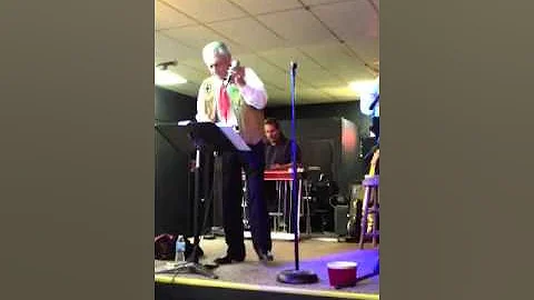 Willard Clark sings