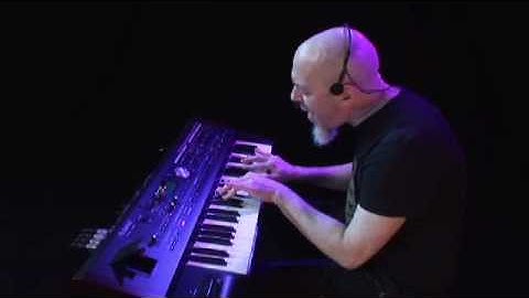 Jordan Rudess on the Roland VP-770 (1/3)