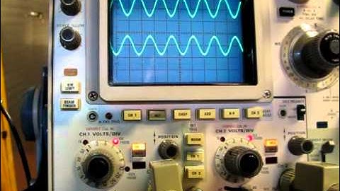 #31: Analog oscilloscope ALT, CHOP, ADD, INVERT vertical controls