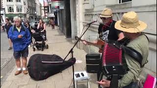 Wagon wheel duo busk BEST 16 07 23