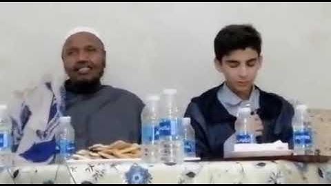 تلاوة طيبة مباركة من سورة الزخرف للقارئ يحيى صدقي مفخرة المغرب بحضرة الشيخ عبد الرشيد صوفي .