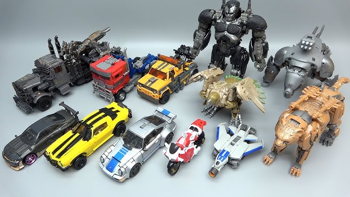 On continue la découverte des jouets TRANSFORMERS: RISE OF THE BEASTS  (Compilation) 