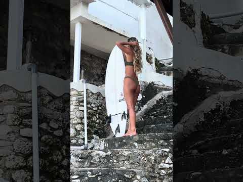 4k video Girls SURFING in CHANGU island BALI beautiful woman #success #surf #Bali #shorts shortvideo