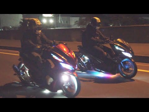 pcx、ロンホイ、低車高、フルカスタム化二台‼️寒くても颯爽と走る