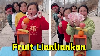 A Family In Lincheng Plays The Fruit Match Challenge To See Who Can Win The Money Prize In A Row!