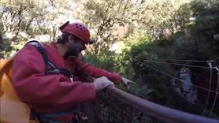 Descente En Rappel À Laven Dorgnac En Ardèche