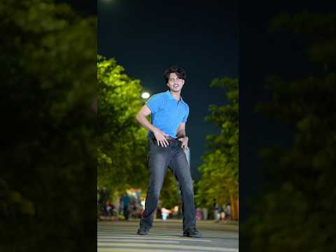শাড়ি পরে না জিন্স পরে😱😅🕺 #youtubeshorts #dance