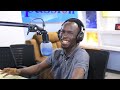 TAZAMA MZEE MWINA KADUGUDA AKICHEZA NYIMBO YA SINA MASHAKA NDANI YA STUDIO ZA PASSION FM..