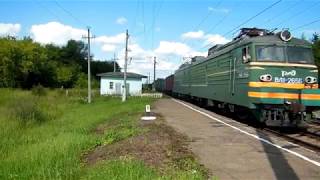 ВЛ11-265 с грузовым поездом на перегоне Отрада - Стальной Конь