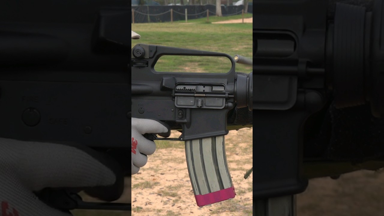 Retro carry handle Ar15. Mid-Length gas. Rock River Arms.