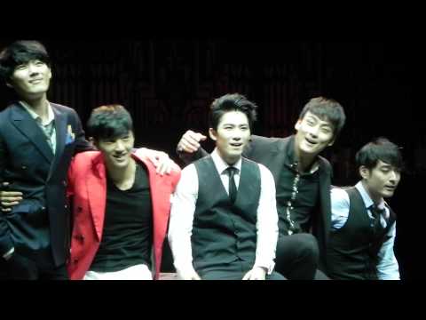 140914 뮤지컬 '비스티 보이즈' 총막 커튼콜