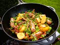 Champignons , Bratwurst, Kartoffeln - Bauern Frühlings Brattopf. Kazan oder Dutch Oven Rezepte