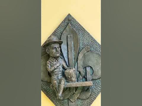 Біла церква ДЮСШ скульптура скаут Слабченко #белаяцерковь #bilatserkva ...