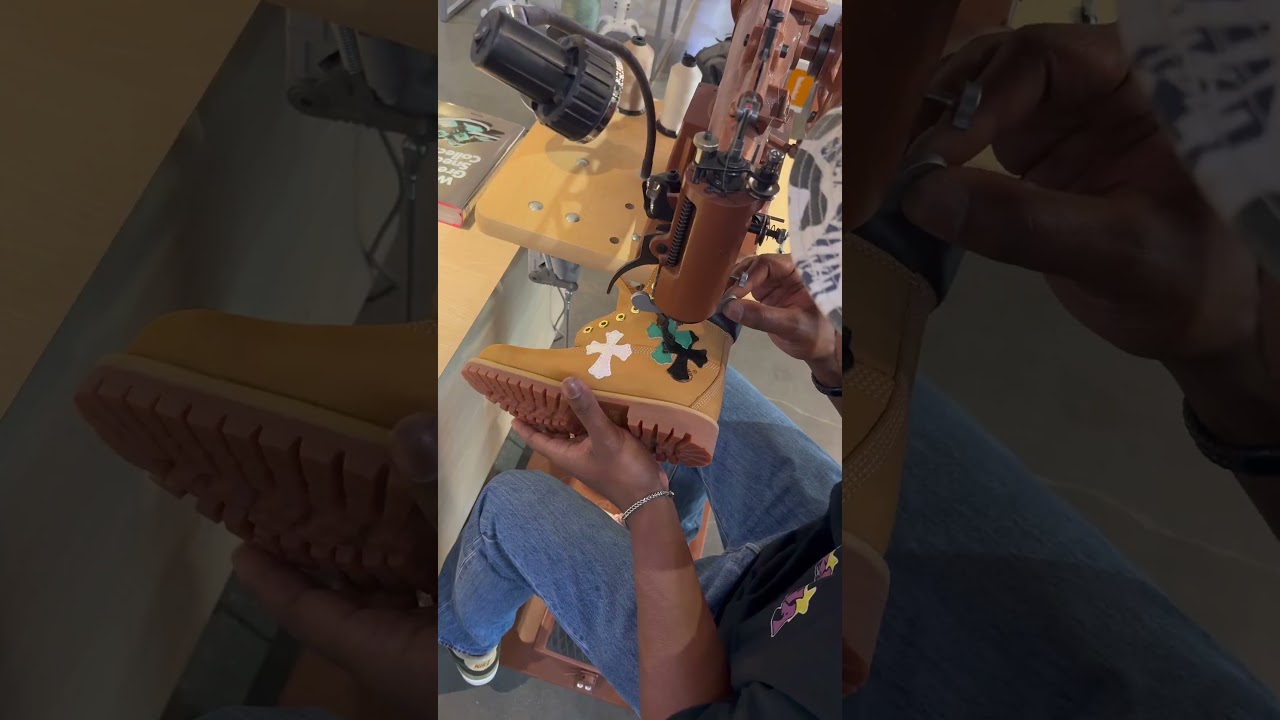 Отметьте в комментариях любителя кроссовок 👇🏼👇🏼👇🏼