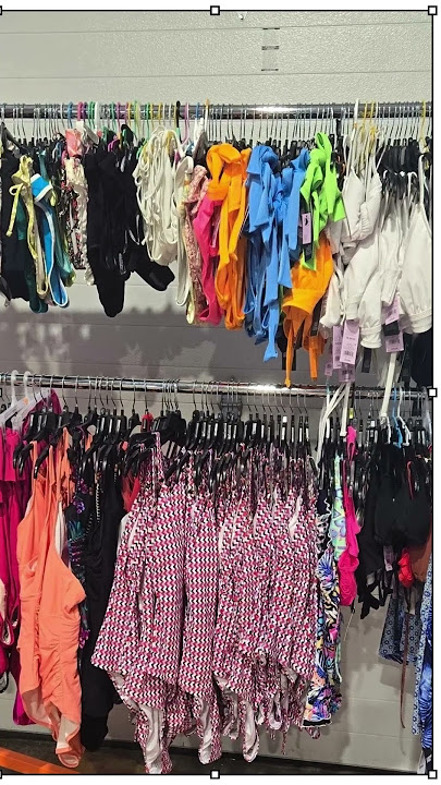 Wholesale Lot Of 1,300 Pieces Of Swimwear by closeoutexplosion.com