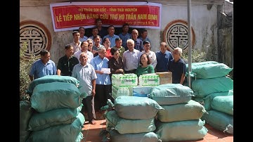 ĐOÀN CỨU TRỢ CỦA BAN LIÊN LẠC HỌ TRẦN NAM ĐỊNH, NINH BÌNH ỦNG HỘ ĐỒNG BÀO BỊ BÃO LŨ LỤT THÁI NGUYÊN